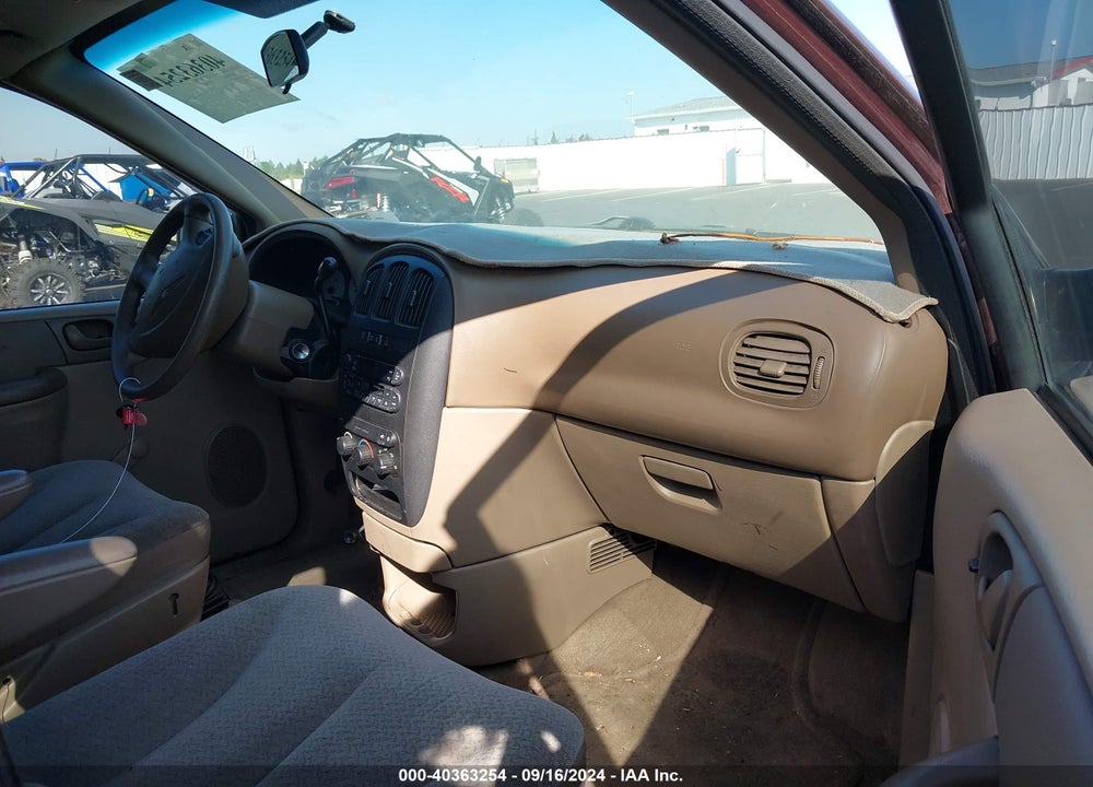 2003 CHRYSLER VOYAGER VIN: 1C4GJ25B43B297932