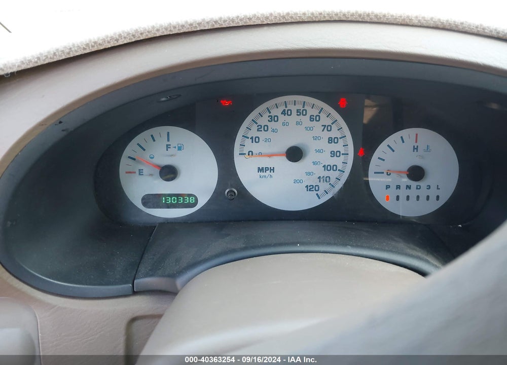 2003 CHRYSLER VOYAGER VIN: 1C4GJ25B43B297932