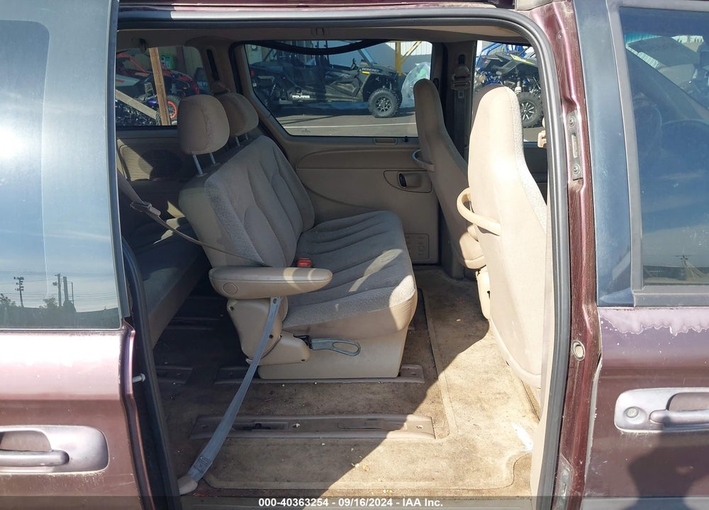 2003 CHRYSLER VOYAGER VIN: 1C4GJ25B43B297932