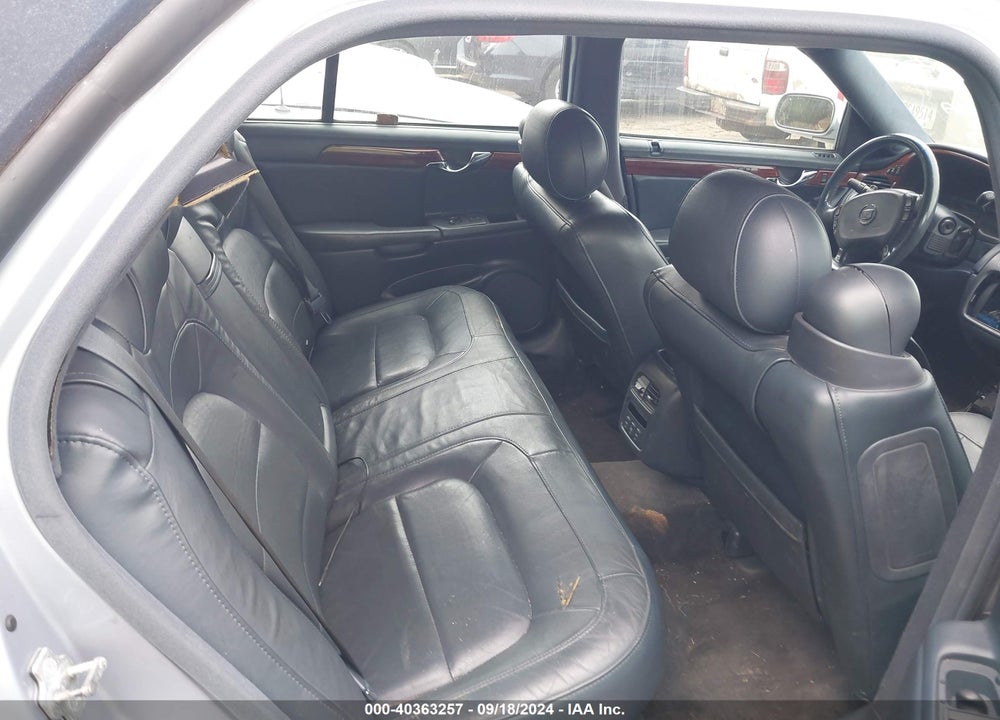 2005 CADILLAC DEVILLE STANDARD VIN: 1G6KD54Y65U213807