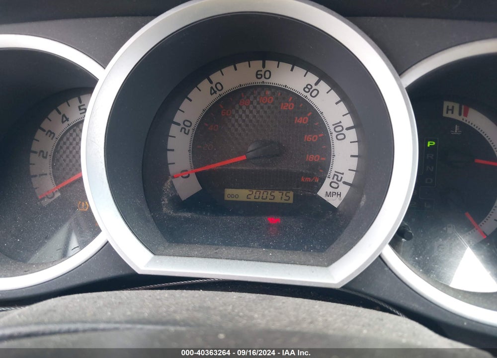 2011 TOYOTA TACOMA PRERUNNER V6 VIN: 3TMJU4GN5BM121320