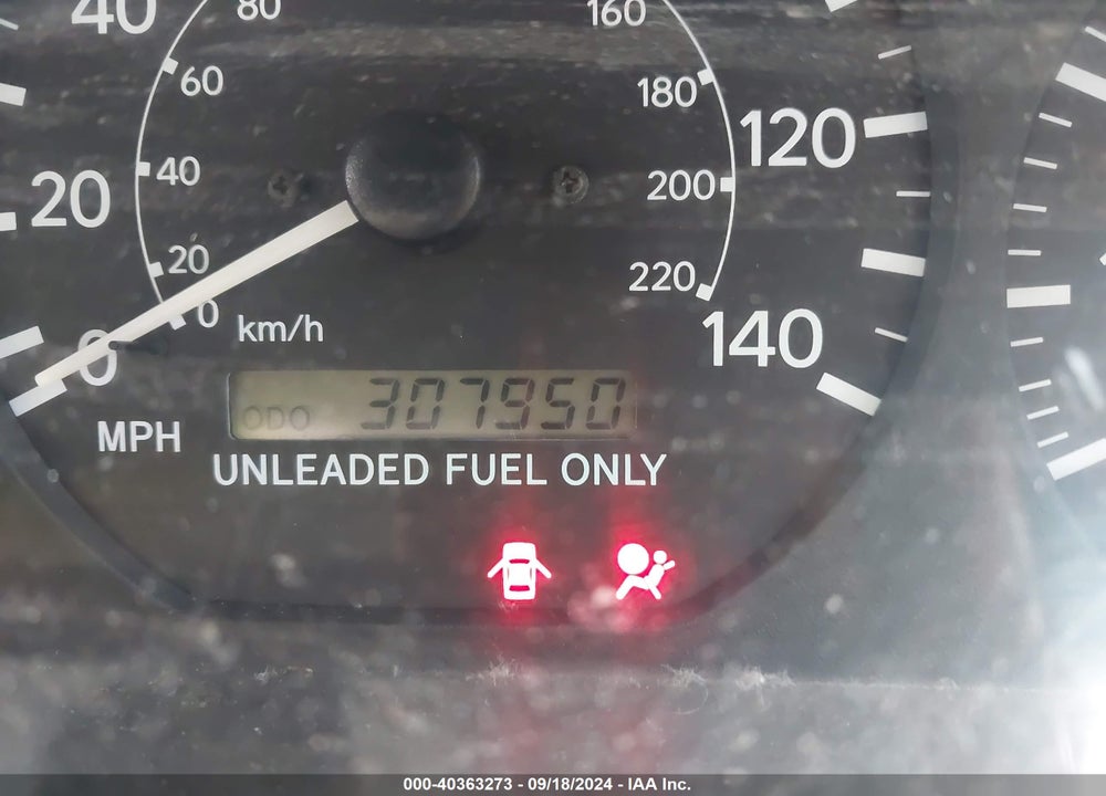 1998 TOYOTA CAMRY LE VIN: 4T1BG22K1WU304255