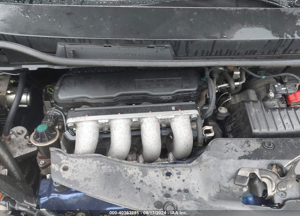 2013 HONDA FIT VIN: JHMGE8H34DC059584
