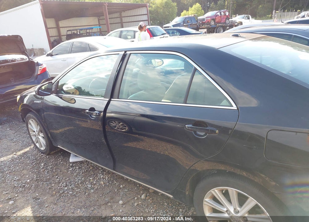 2014 TOYOTA CAMRY HYBRID XLE VIN: 4T1BD1FK4EU122495
