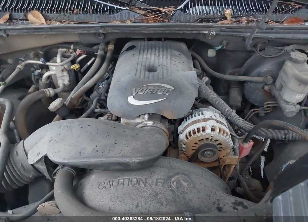 2001 CHEVROLET TAHOE LT VIN: 1GNEC13T61J141246