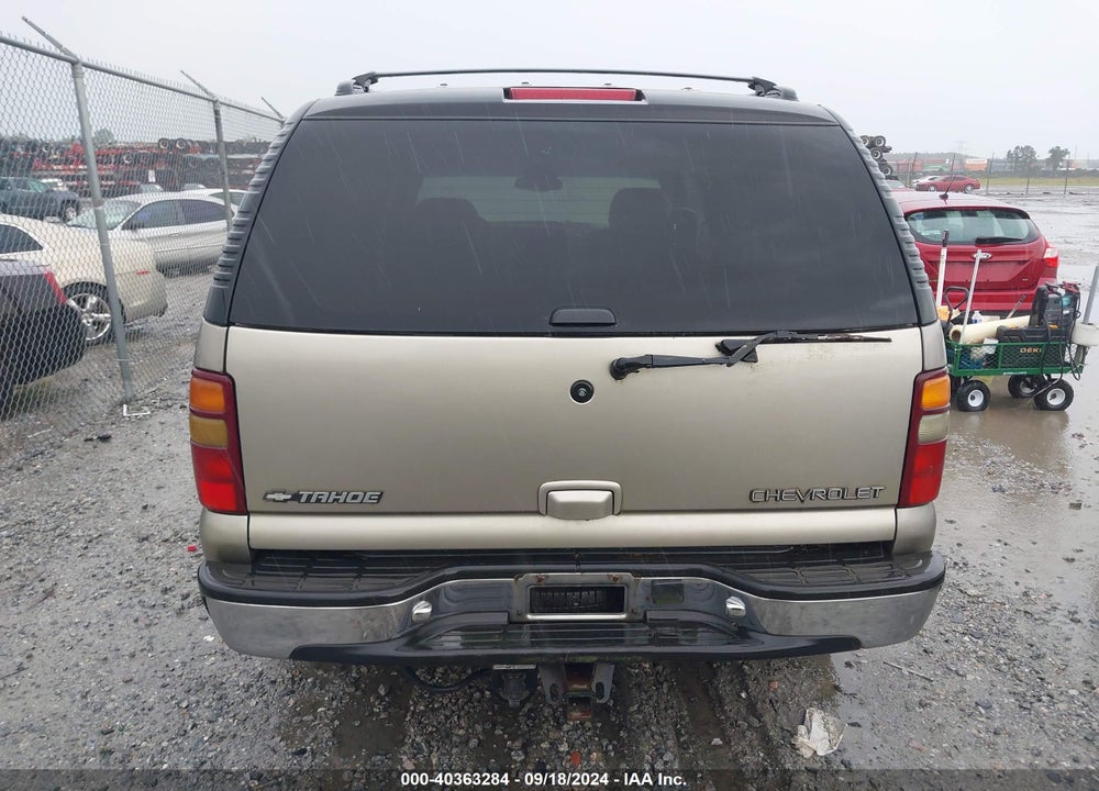 2001 CHEVROLET TAHOE LT VIN: 1GNEC13T61J141246