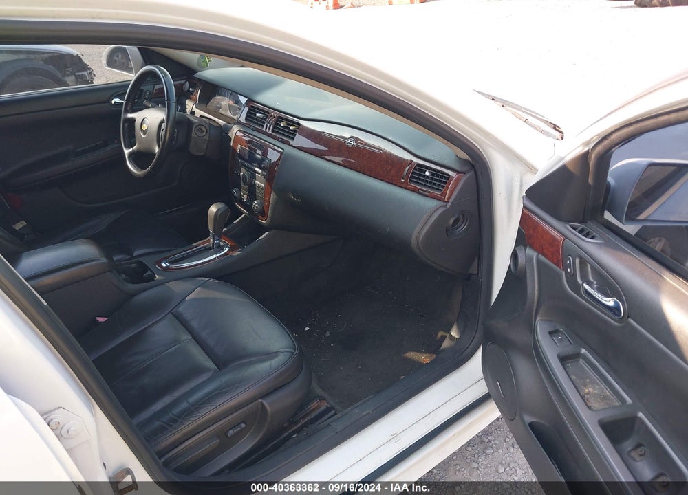 2011 CHEVROLET IMPALA LT VIN: 2G1WG5EK8B1334693
