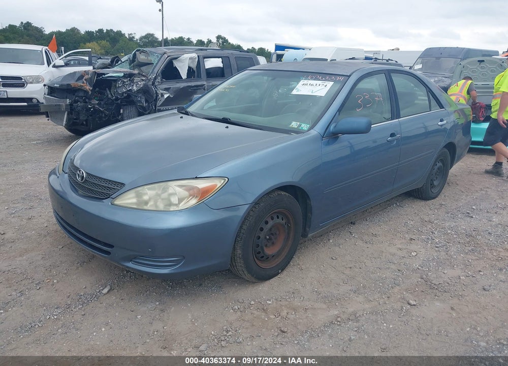 2004 TOYOTA CAMRY LE VIN: 4T1BE32K14U802657