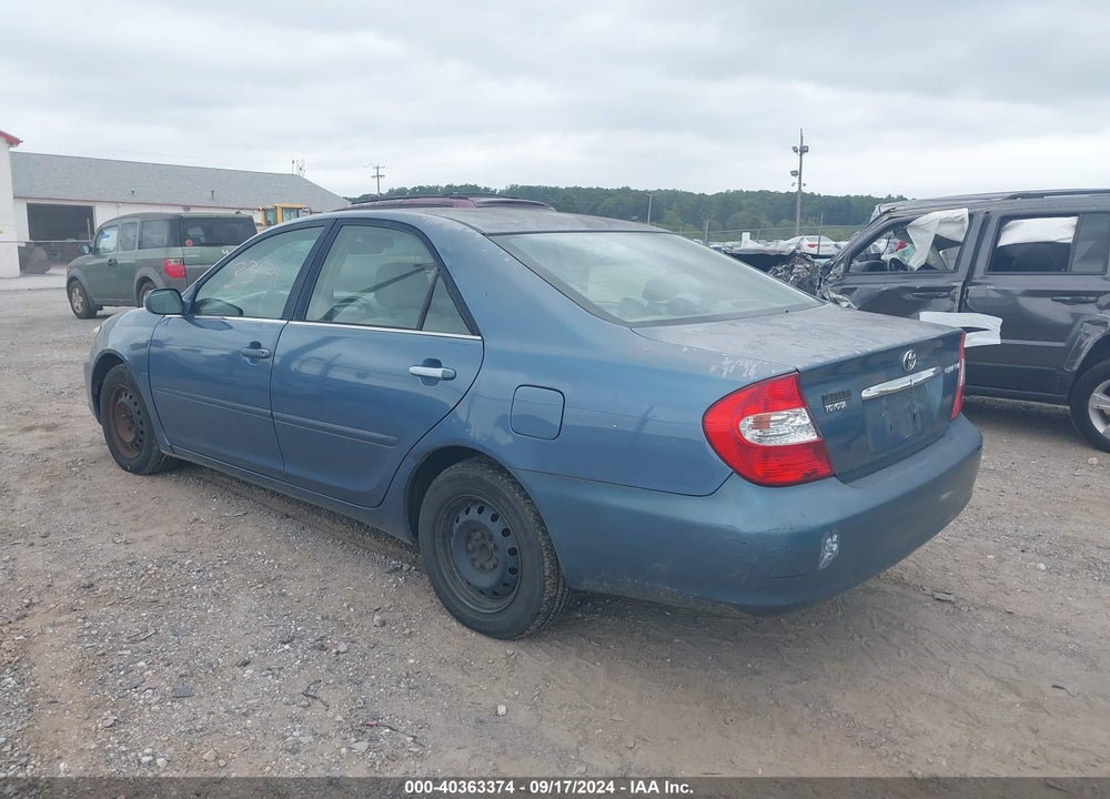 2004 TOYOTA CAMRY LE VIN: 4T1BE32K14U802657