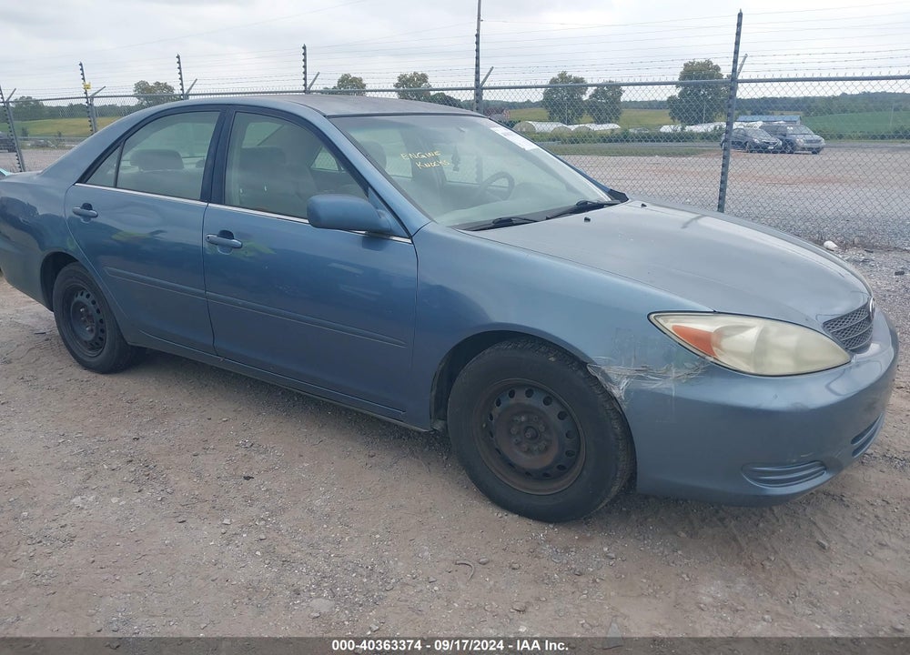 2004 TOYOTA CAMRY LE VIN: 4T1BE32K14U802657