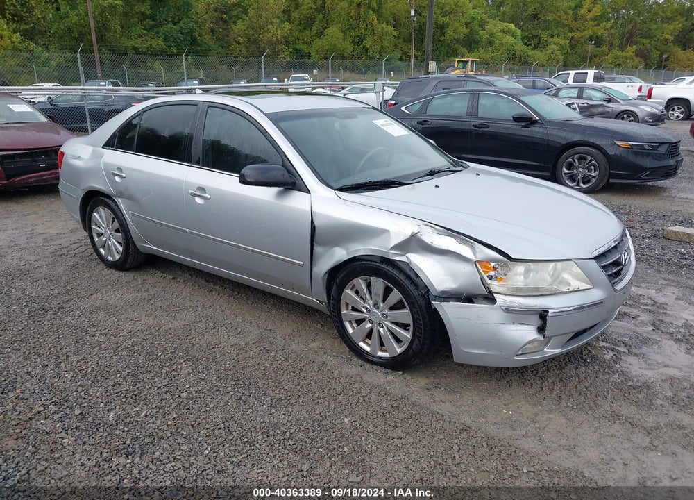 2009 HYUNDAI SONATA LIMITED V6 VIN: 5NPEU46F29H425460
