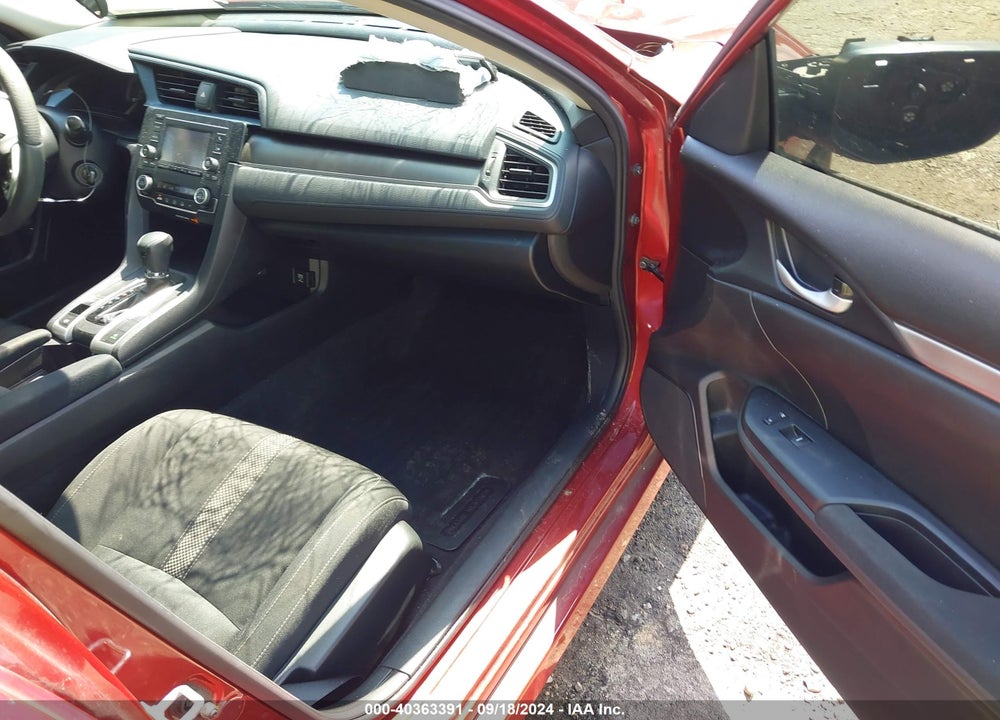 2019 HONDA CIVIC LX VIN: 19XFC2F65KE003768