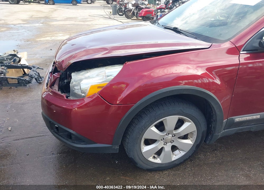 2011 SUBARU OUTBACK 2.5I PREMIUM VIN: 4S4BRBCC9B3338039
