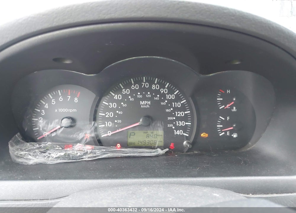 2005 KIA SPECTRA5 VIN: KNAFE161055073118