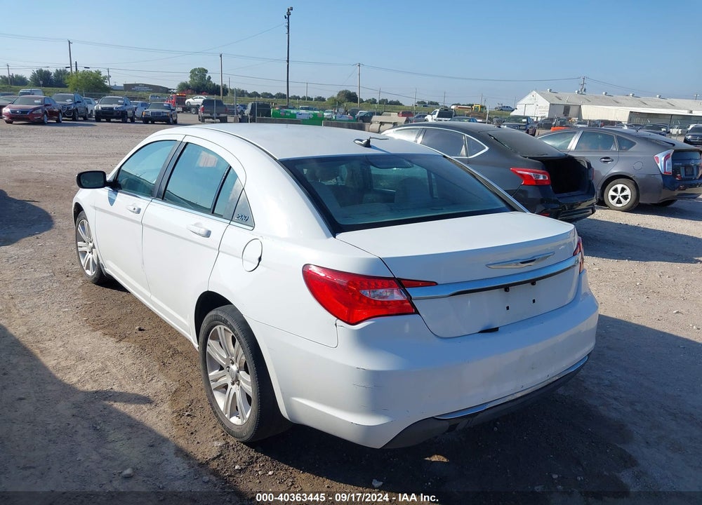 2012 CHRYSLER 200 TOURING VIN: 1C3CCBBB3CN186269