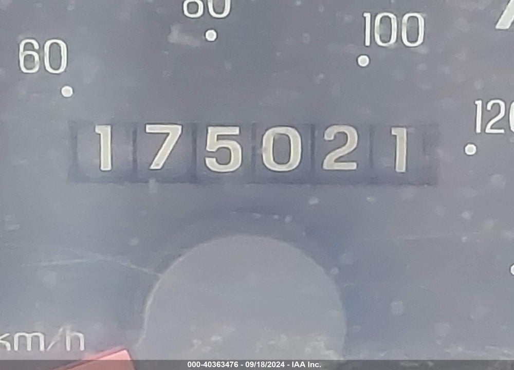 1998 FORD F-150 STANDARD/XL/XLT VIN: 1FTZF1728WNA73826