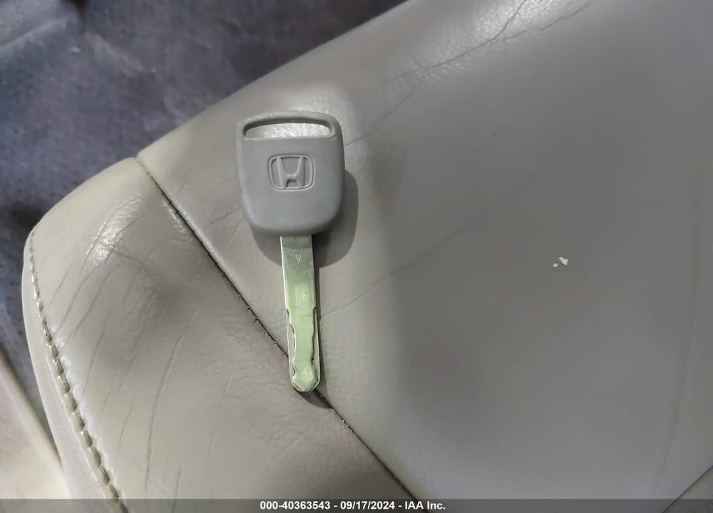 2012 HONDA ODYSSEY EX-L VIN: 5FNRL5H65CB020268
