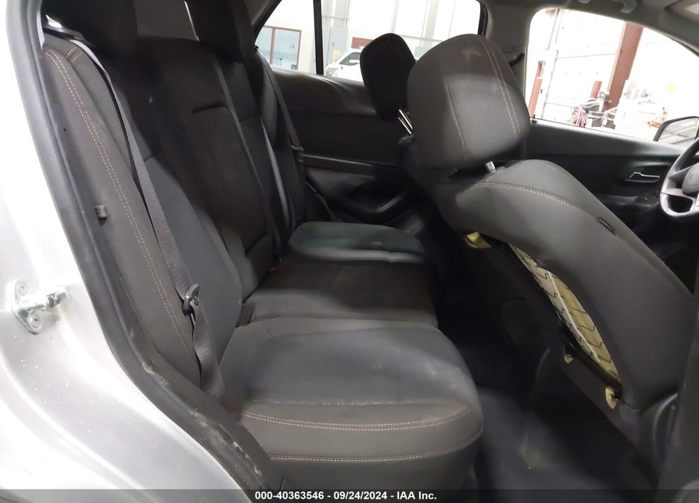 2018 CHEVROLET TRAX LS VIN: KL7CJNSB4JB565148