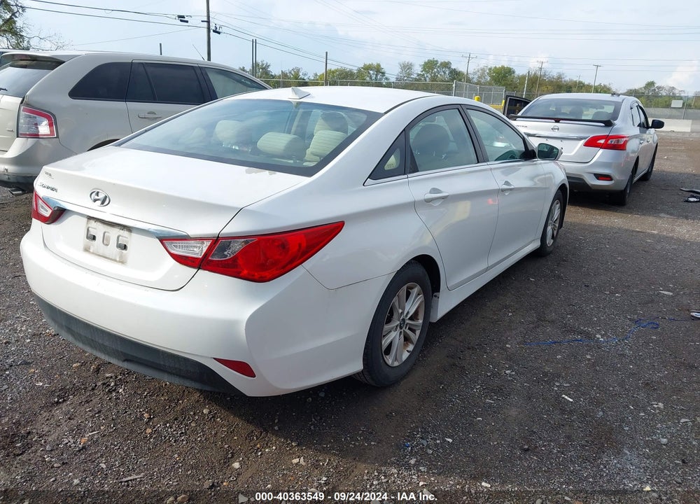 2014 HYUNDAI SONATA GLS VIN: 5NPEB4AC8EH920517