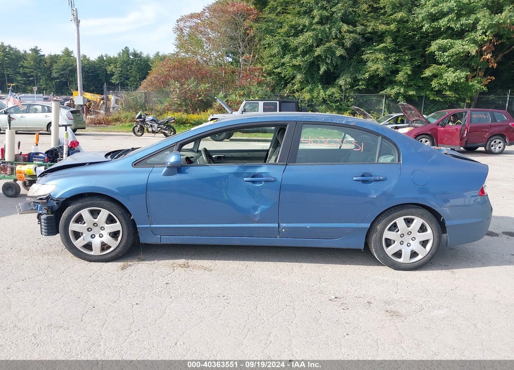 2011 HONDA CIVIC VIN: 2HGFA1F58BH524920