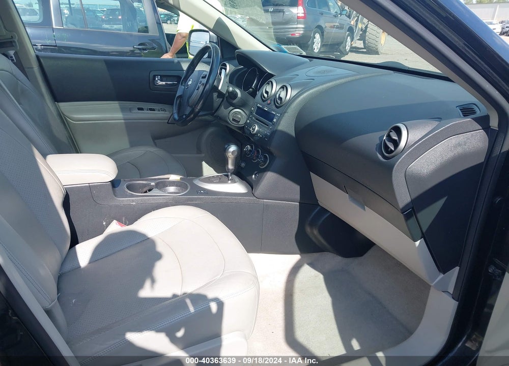2009 NISSAN ROGUE SL VIN: JN8AS58V39W441325