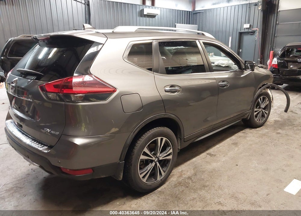 2019 NISSAN ROGUE SV VIN: JN8AT2MV7KW398065