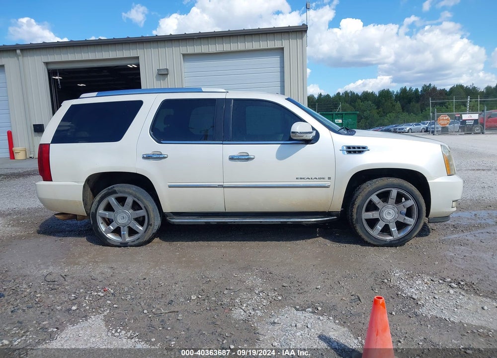 2008 CADILLAC ESCALADE STANDARD VIN: 1GYFK63848R278250
