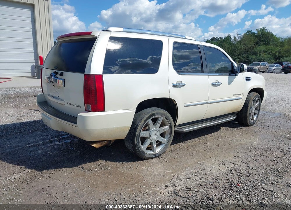 2008 CADILLAC ESCALADE STANDARD VIN: 1GYFK63848R278250