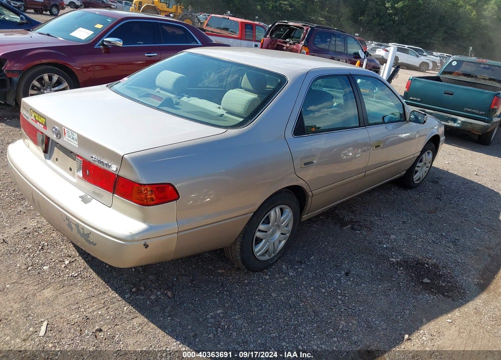 2001 TOYOTA CAMRY LE VIN: 4T1BG22K11U067307