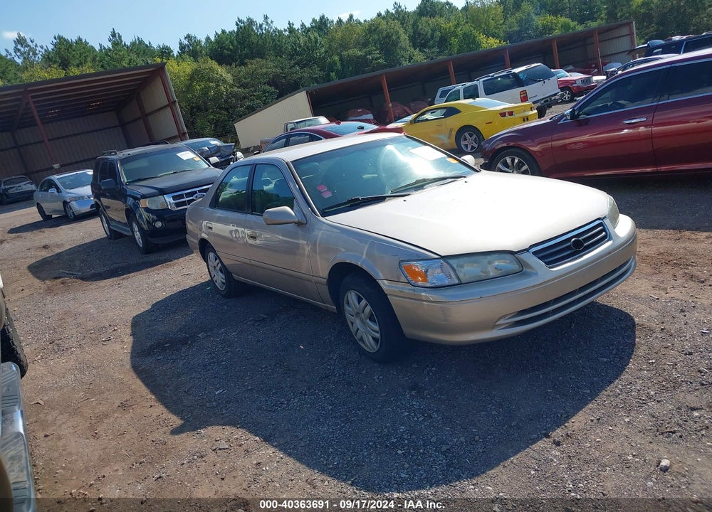 2001 TOYOTA CAMRY LE VIN: 4T1BG22K11U067307