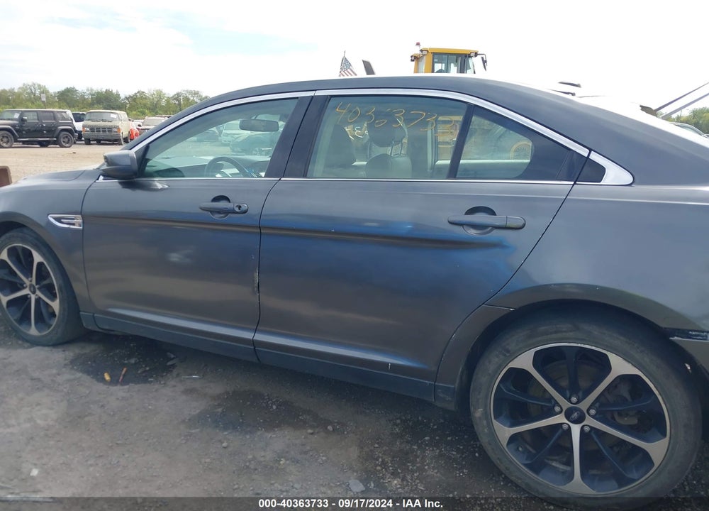 2015 FORD TAURUS SEL VIN: 1FAHP2E87FG102068