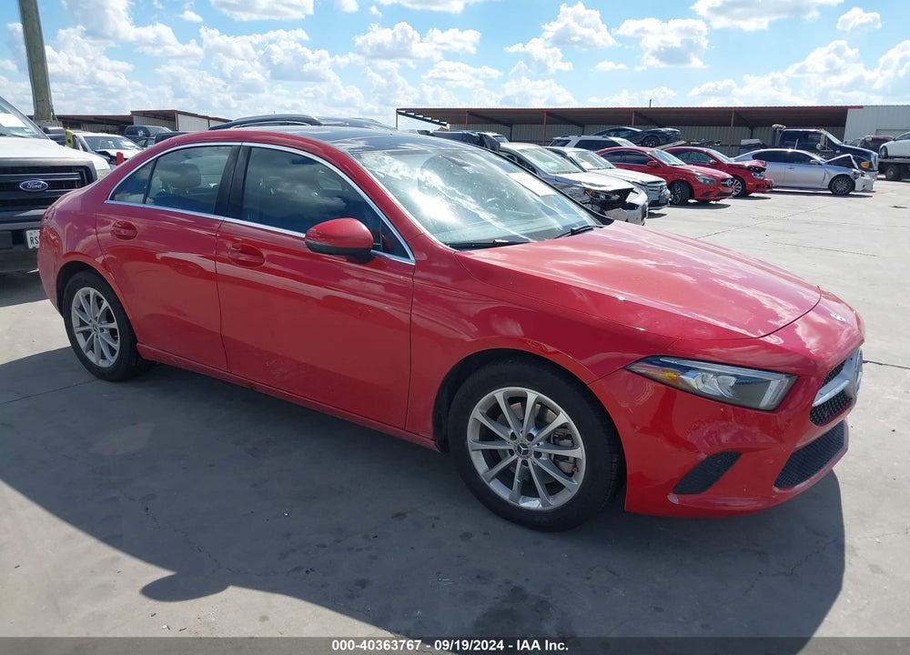 2019 MERCEDES-BENZ A 220 VIN: WDD3G4EB3KW016323