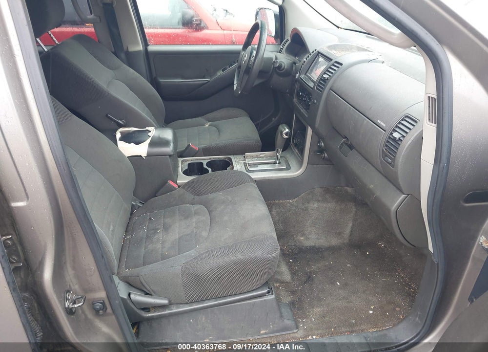 2005 NISSAN PATHFINDER XE VIN: 5N1AR18WX5C779157
