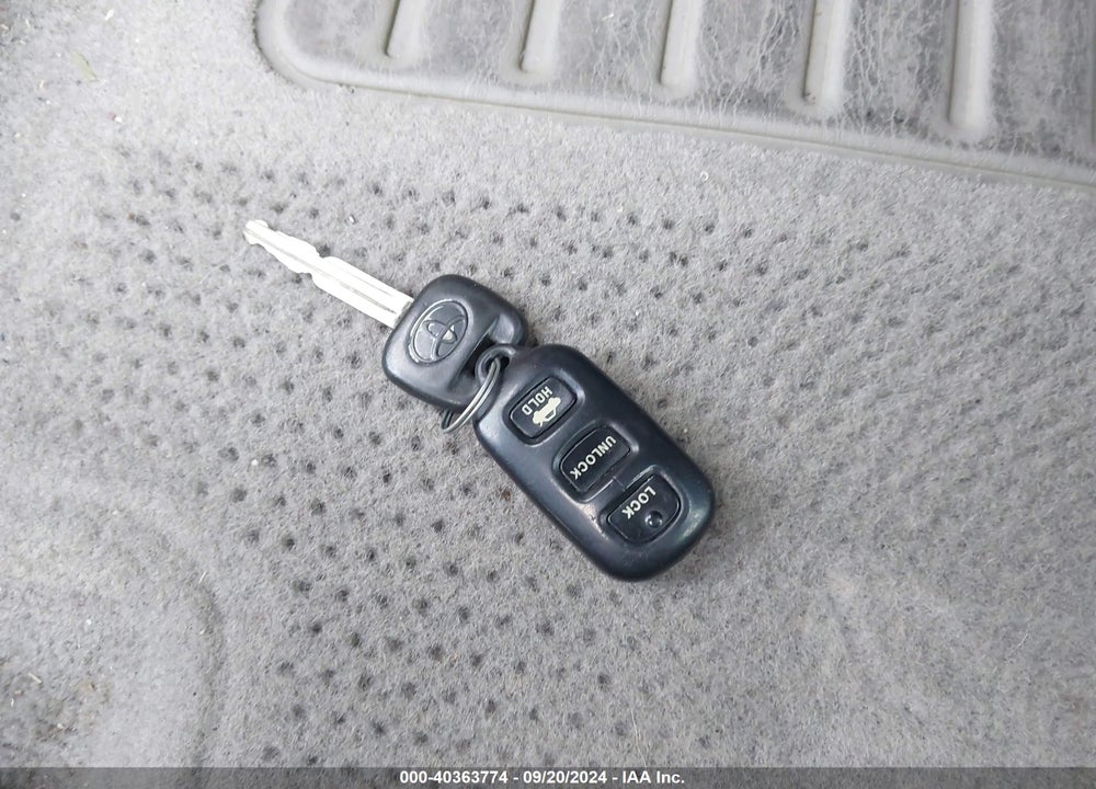 2005 TOYOTA CAMRY LE VIN: 4T1BE32K85U432891