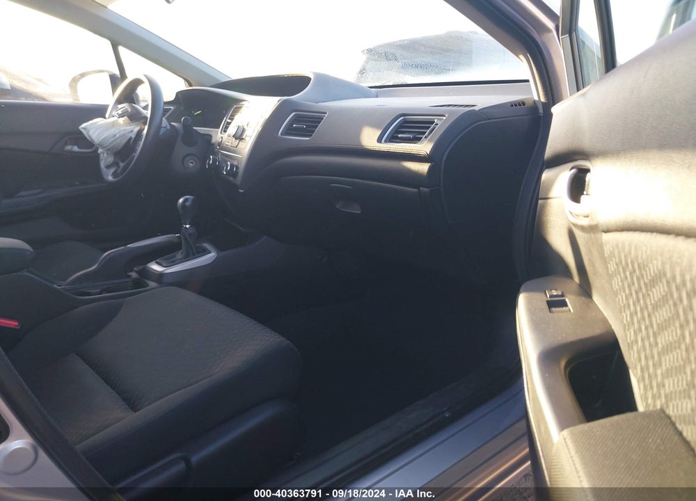 2015 HONDA CIVIC LX VIN: 19XFB2E57FE020377