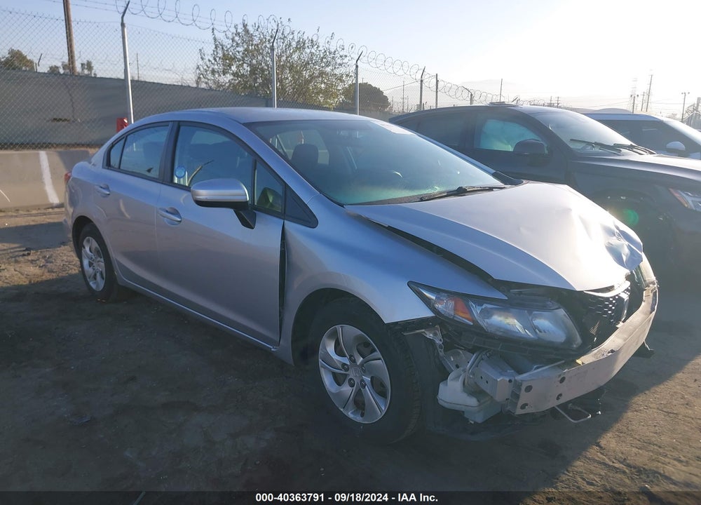2015 HONDA CIVIC LX VIN: 19XFB2E57FE020377