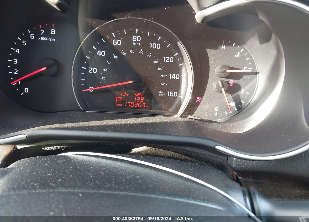 2015 KIA SORENTO LX VIN: 5XYKT4A63FG596850