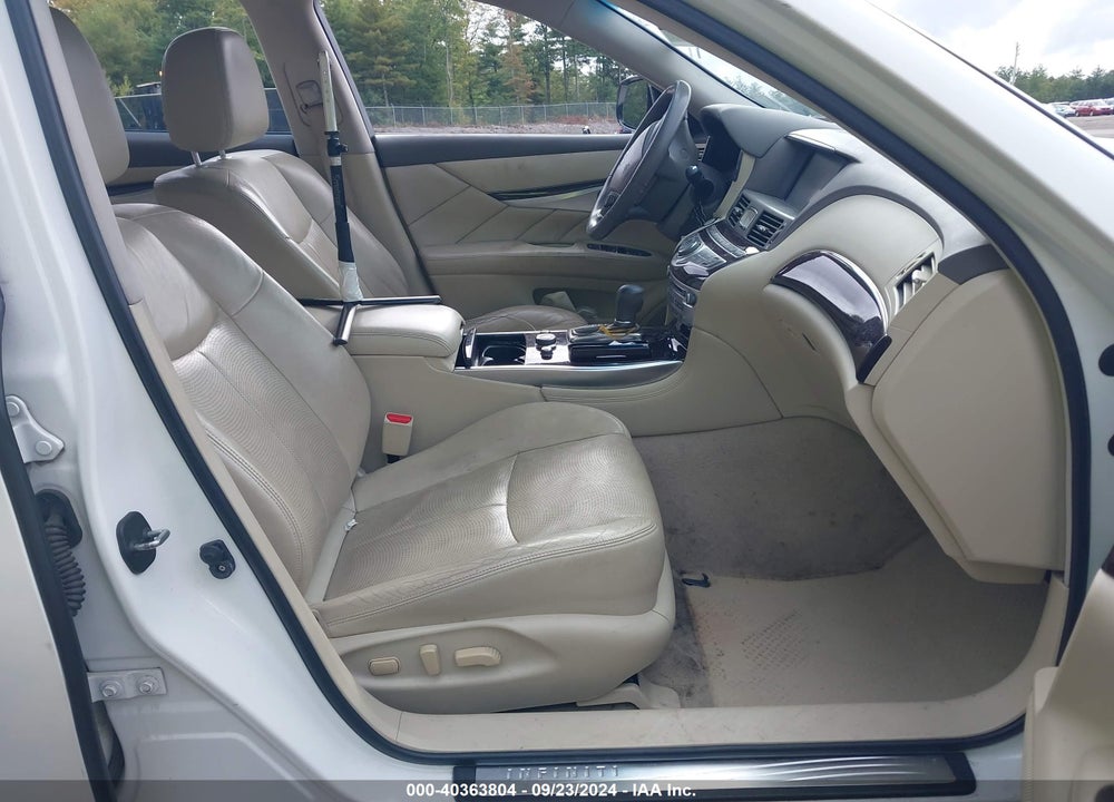 2015 INFINITI Q70L 3.7X VIN: JN1BY1PR3FM830195