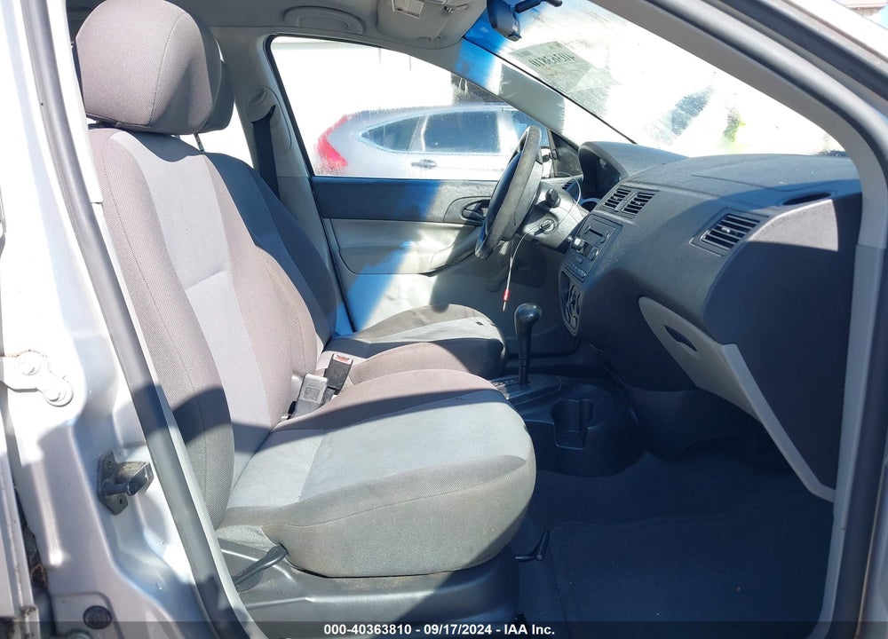 2006 FORD FOCUS ZX4 VIN: 1FAFP34N16W105252