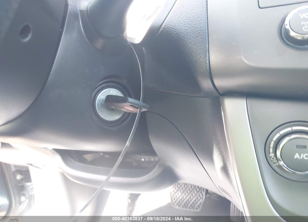 2014 NISSAN SENTRA S VIN: 3N1AB7AP1EL687201