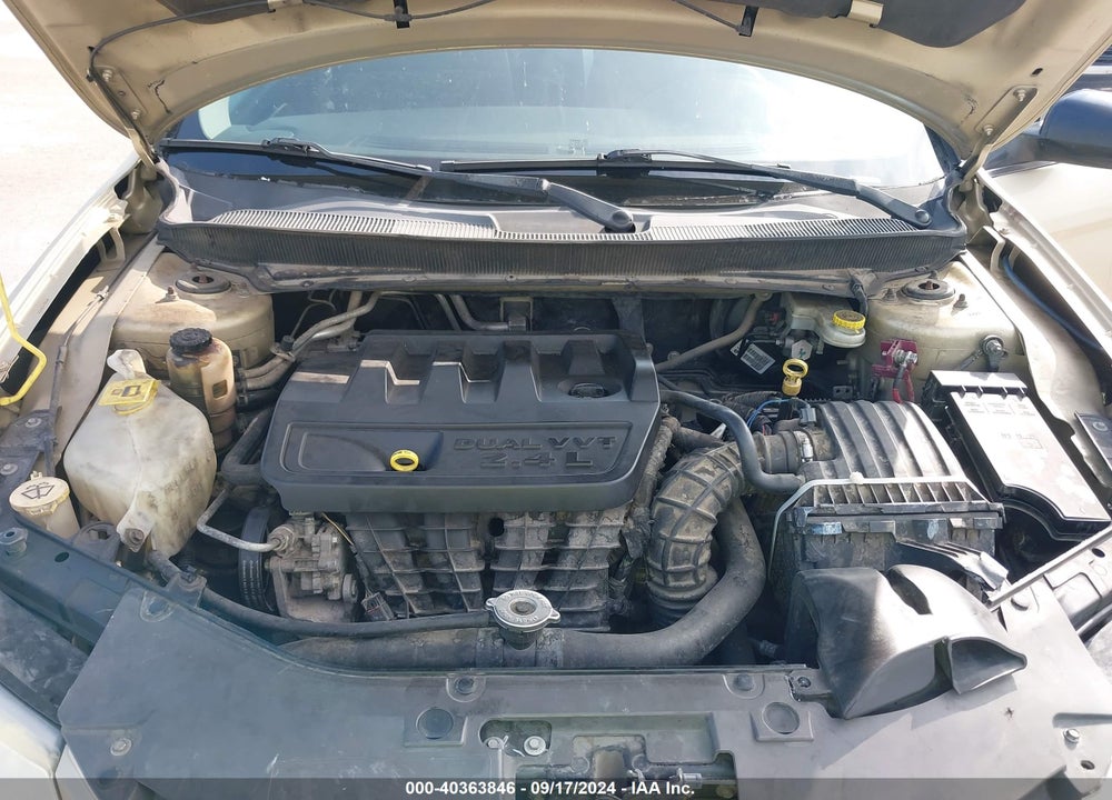 2010 CHRYSLER SEBRING TOURING VIN: 1C3CC4FB4AN163067