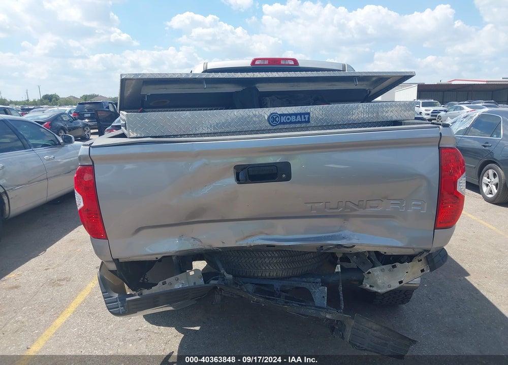 2016 TOYOTA TUNDRA SR5 5.7L V8 VIN: 5TFEW5F10GX199201