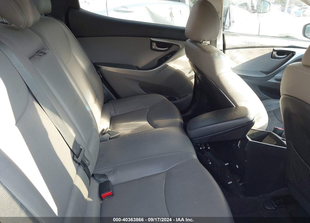 2011 HYUNDAI ELANTRA LIMITED (ULSAN PLANT) VIN: KMHDH4AE2BU150274