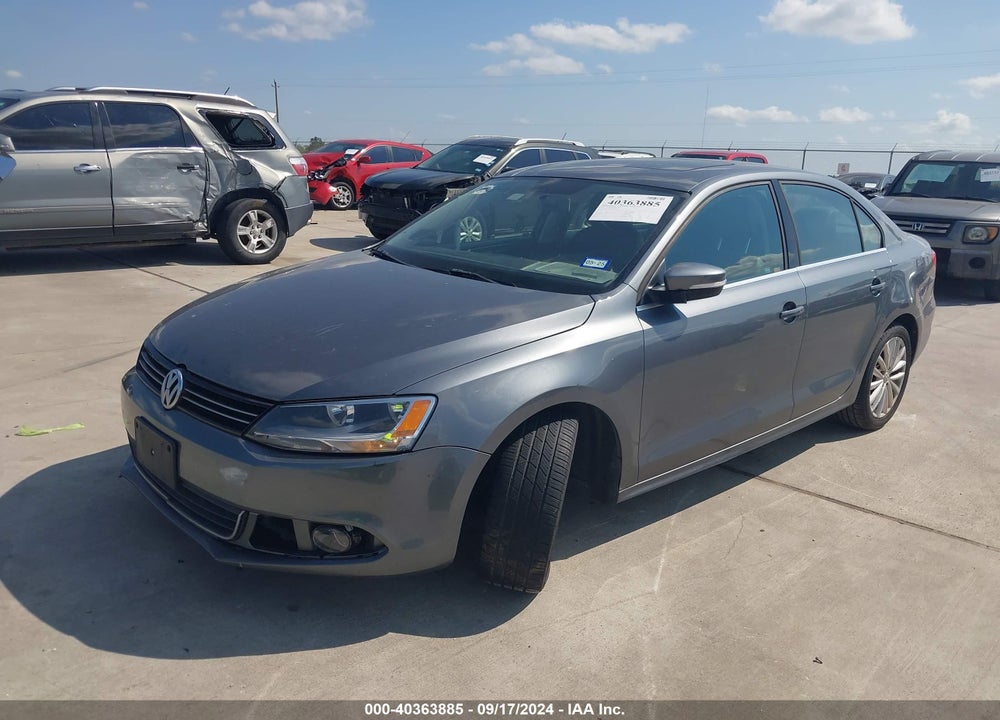 2014 VOLKSWAGEN JETTA 1.8T SEL VIN: 3VWL07AJ2EM426433
