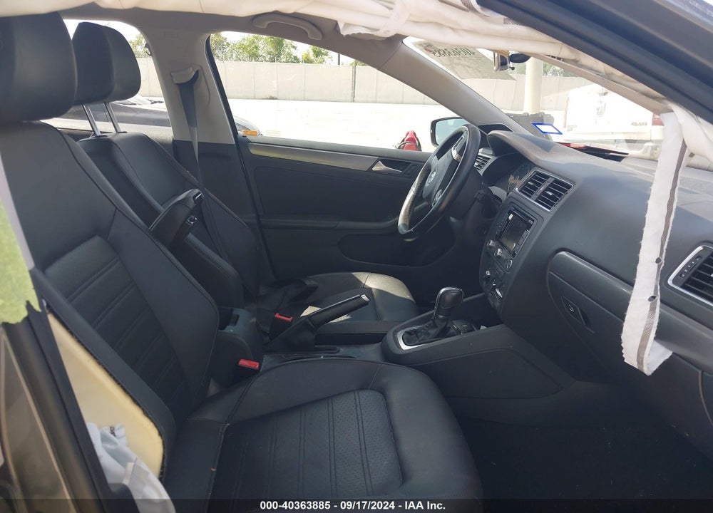 2014 VOLKSWAGEN JETTA 1.8T SEL VIN: 3VWL07AJ2EM426433