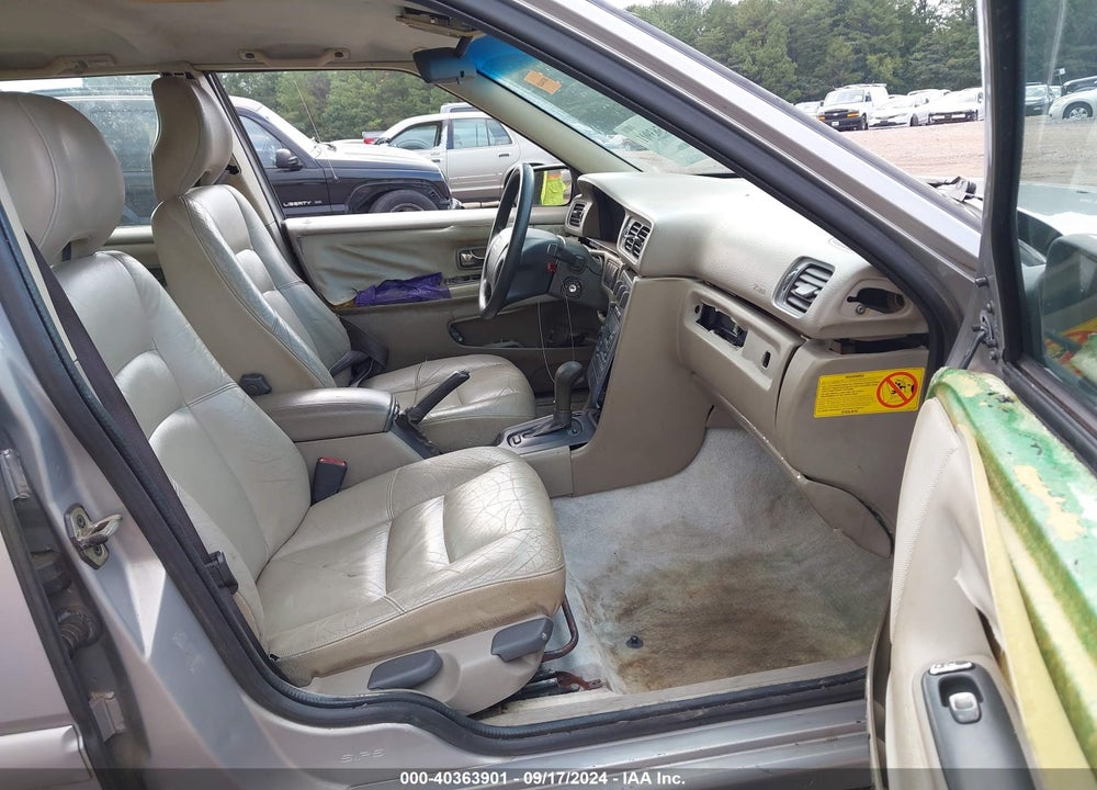 1998 VOLVO S70 GTAS/GTMS VIN: YV1LS5579W1538686