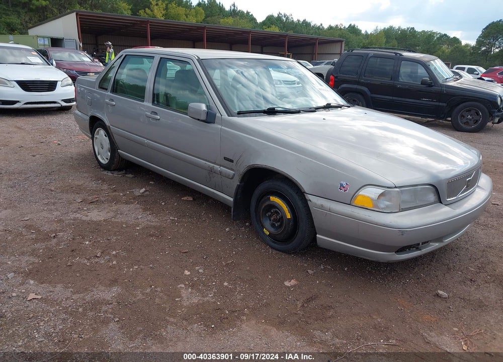 1998 VOLVO S70 GTAS/GTMS VIN: YV1LS5579W1538686