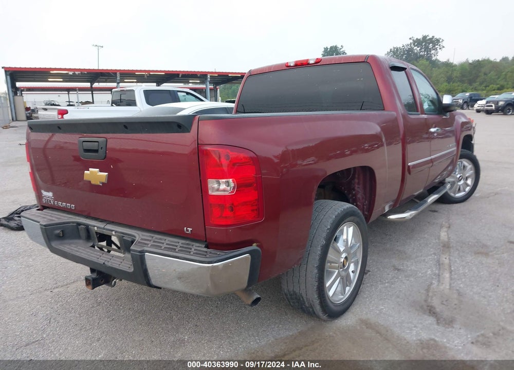 2013 CHEVROLET SILVERADO 1500 LT VIN: 1GCRCSE07DZ176550