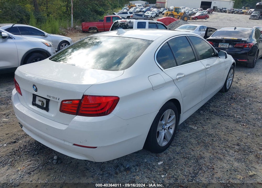 2011 BMW 528I VIN: WBAFR1C53BC739696