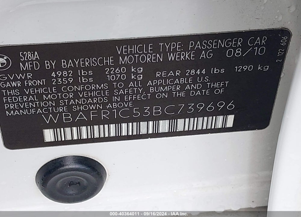 2011 BMW 528I VIN: WBAFR1C53BC739696